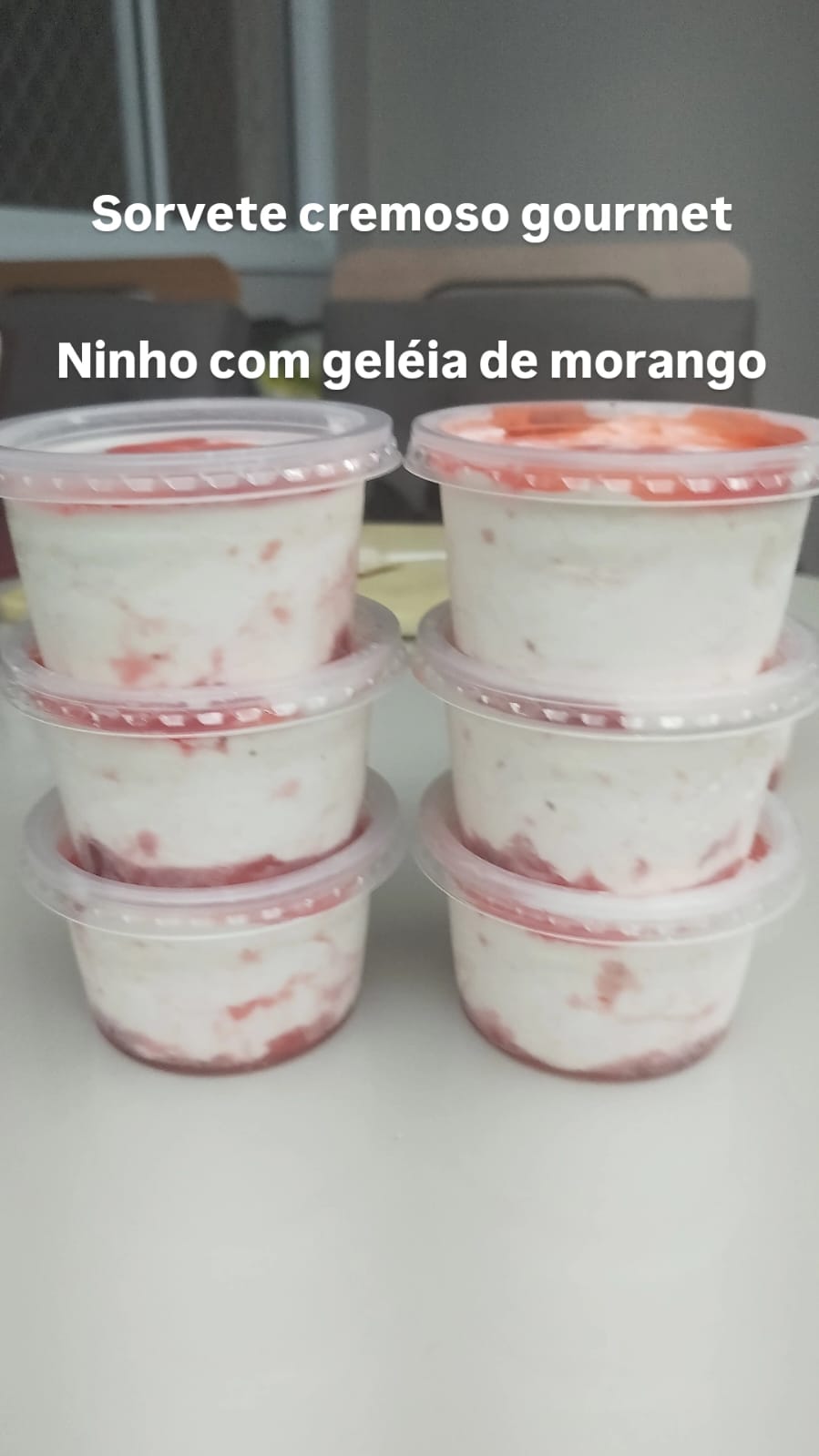Imagem do produto Sorvete gourmet de ninho com morango
